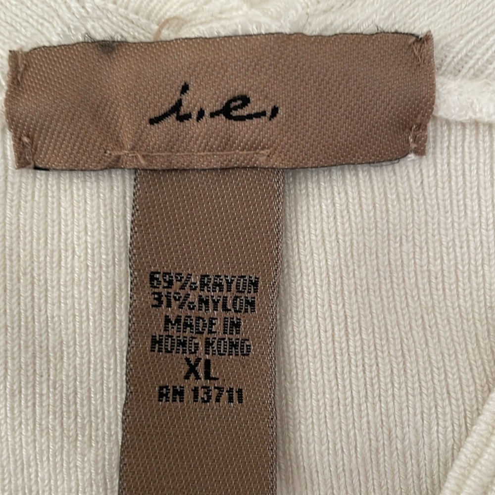 I.E. Sweater - Picture 3 of 4